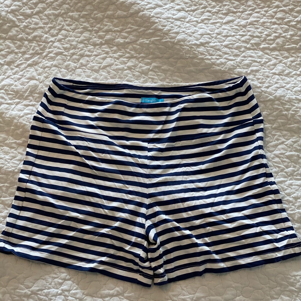 J MCLAUGHLIN Navy &White Shorts Md Catalina Cloth